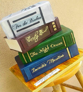 A cake for the bookish